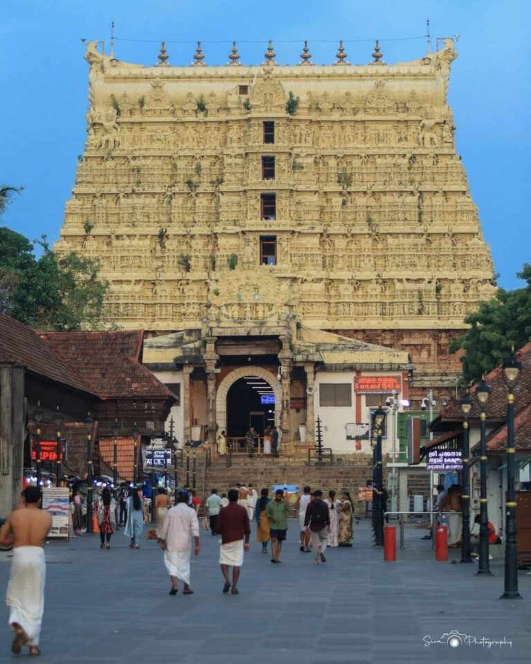 padmanabhaswamy temple kerala