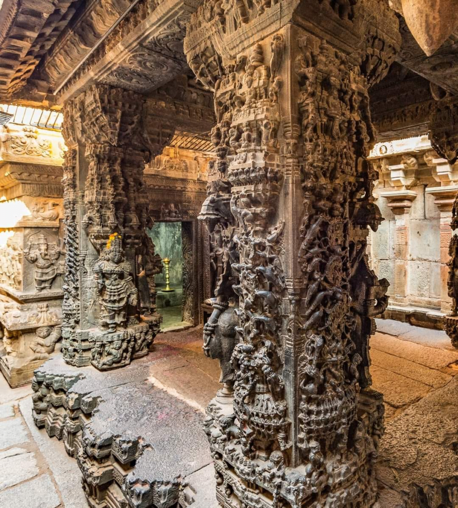 Architecture of Nandeeshwara Temple